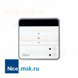 Настенный передатчик NICE W1S для управления 1 группой с отдельными командами "Вверх-стоп-Вниз" Клавиша для активации/деактивации климатических датчиков